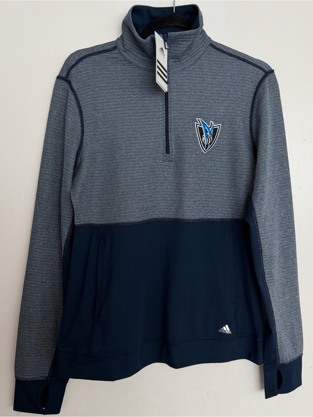 Women’s Adidas Climalite NBA Dallas Mavericks 1/4 Zip Pullover Sweatshirt Size M